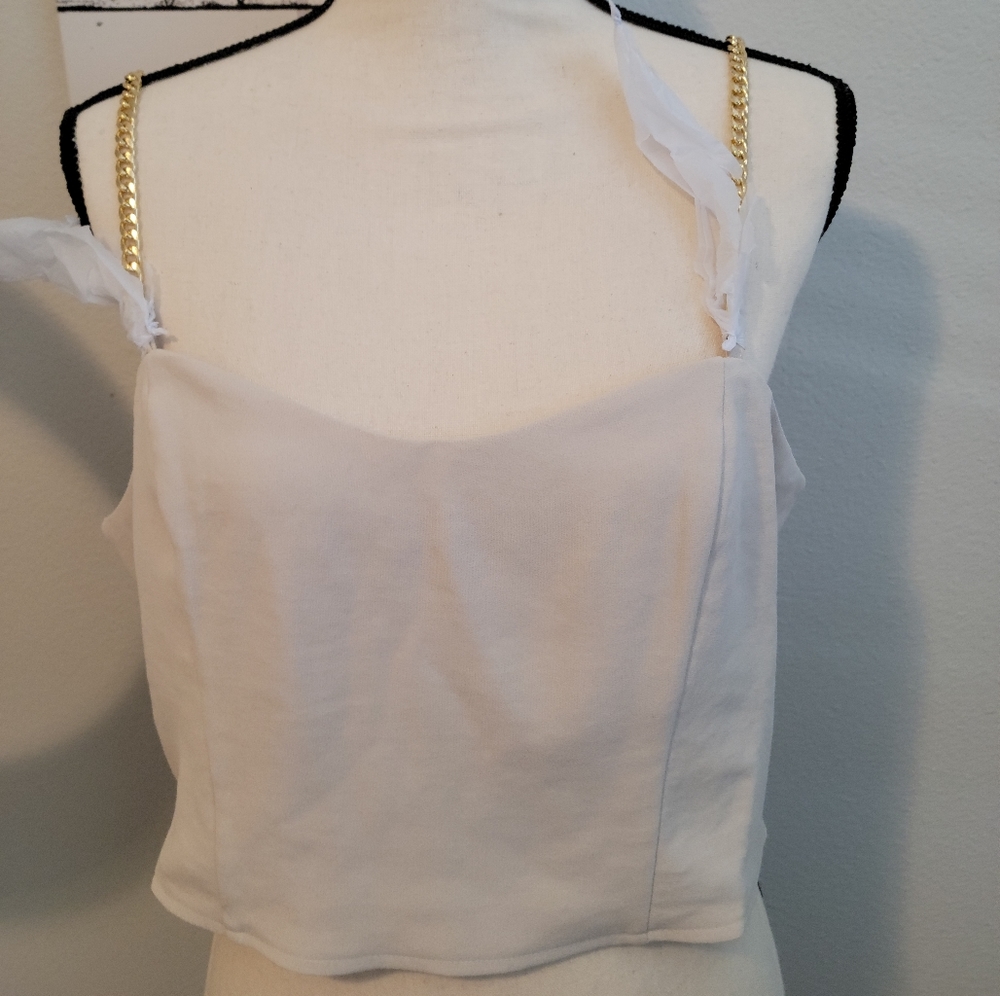 NWT Express chain strap crop cami. Sz Large